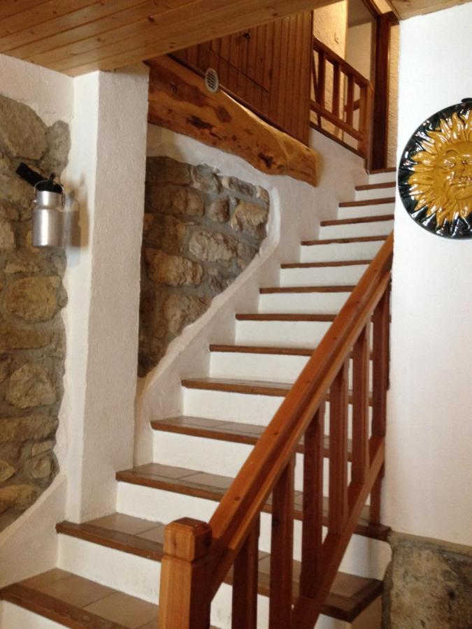 La Tourtette Bed & Breakfast เลอเดโวลุย ภายนอก รูปภาพ
