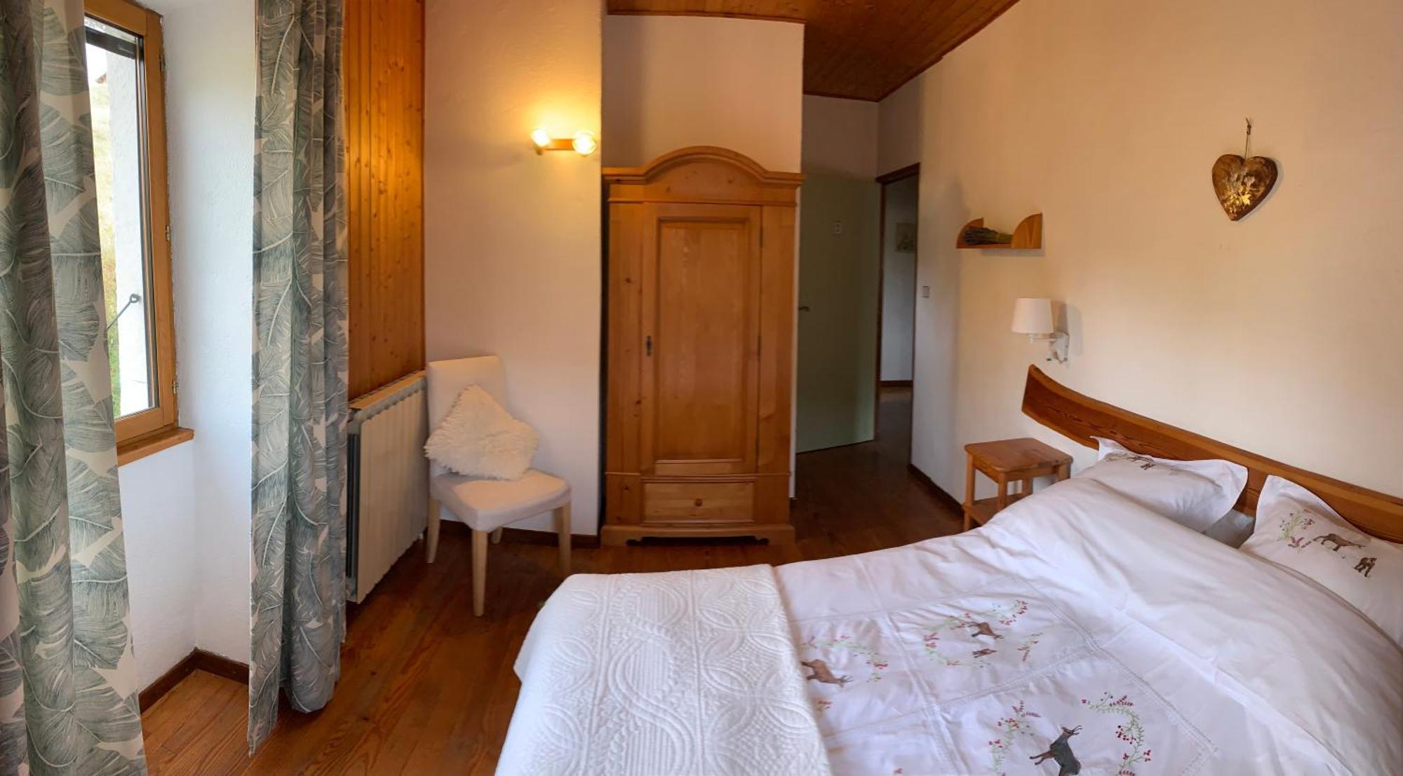 La Tourtette Bed & Breakfast เลอเดโวลุย ภายนอก รูปภาพ